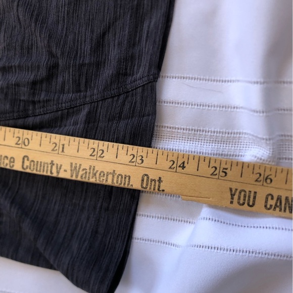 Ladies Grey Short Sleeve Golf Tee - Picture 6 of 9